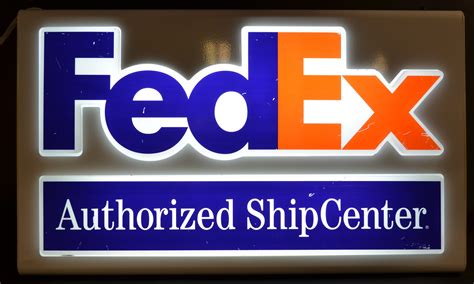 FedEx Authorized ShipCenter Ml Quezon St .